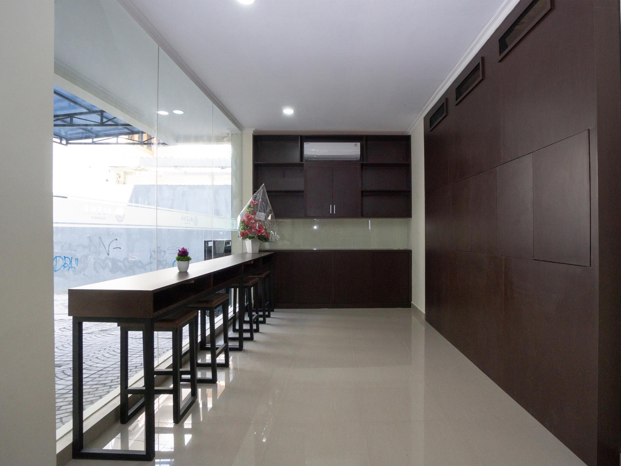 Collection O Yogyakarta Near Jalan Malioboro Formerly Alena Residence Kültér fotó